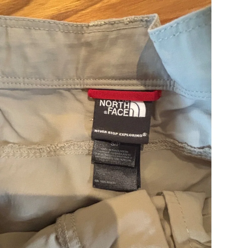 The North Face Mens Horizon Cargo Shorts Tan Khaki Nylon Hiking Outdoor Small